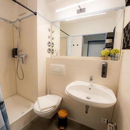 Apartment Come4stay - Gubyblue, Gubygreen & Gubysun - 3 I Bis Zu 11 Personen Passau